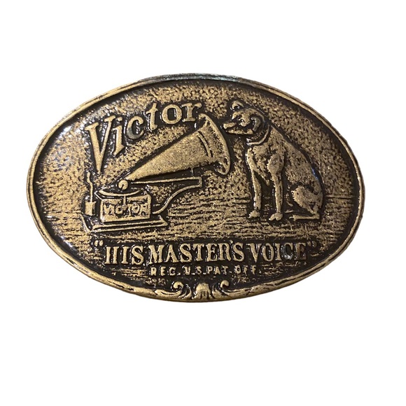 Victor “his masters voice” belt buckle. EUC - Picture 1 of 2